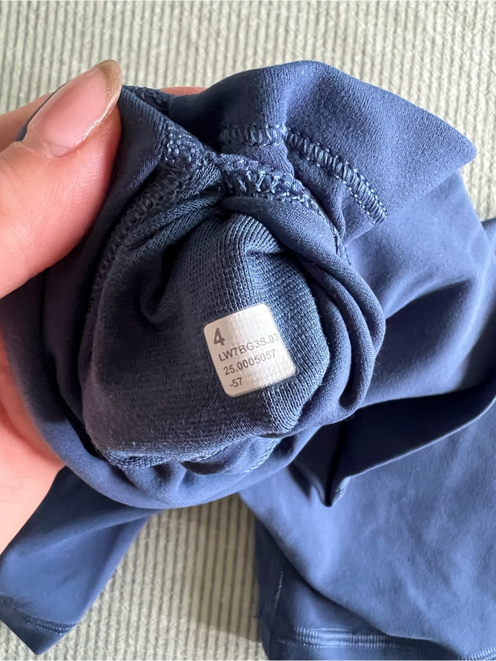 lululemon athletica blue energy sports bra and align shorts (6”) set - Picture 3 of 6